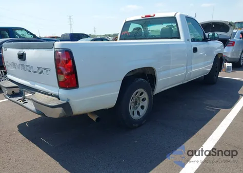 2005 Chevrolet Silverado 1500 Work Truck z USA, uszkodzony, nr VIN 1GCEC14XX5Z143406